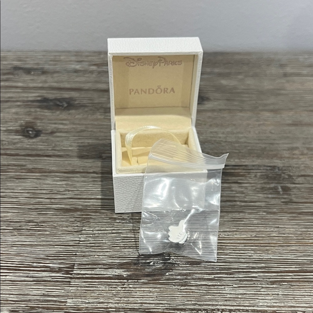 Pandora Mickey Mouse Hand Charm